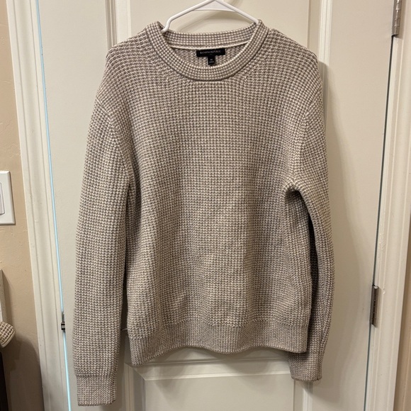 Banana Republic Sweaters - Banana Republic Taupe Knit Pullover